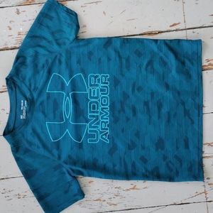 Under Armour T